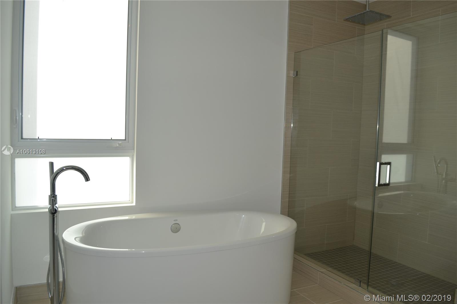CONTEMPO TOWNHOMES - Residential Lease