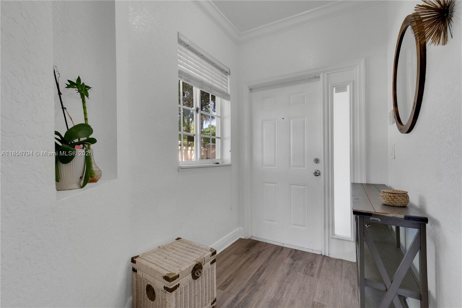 8080 NW 27th St