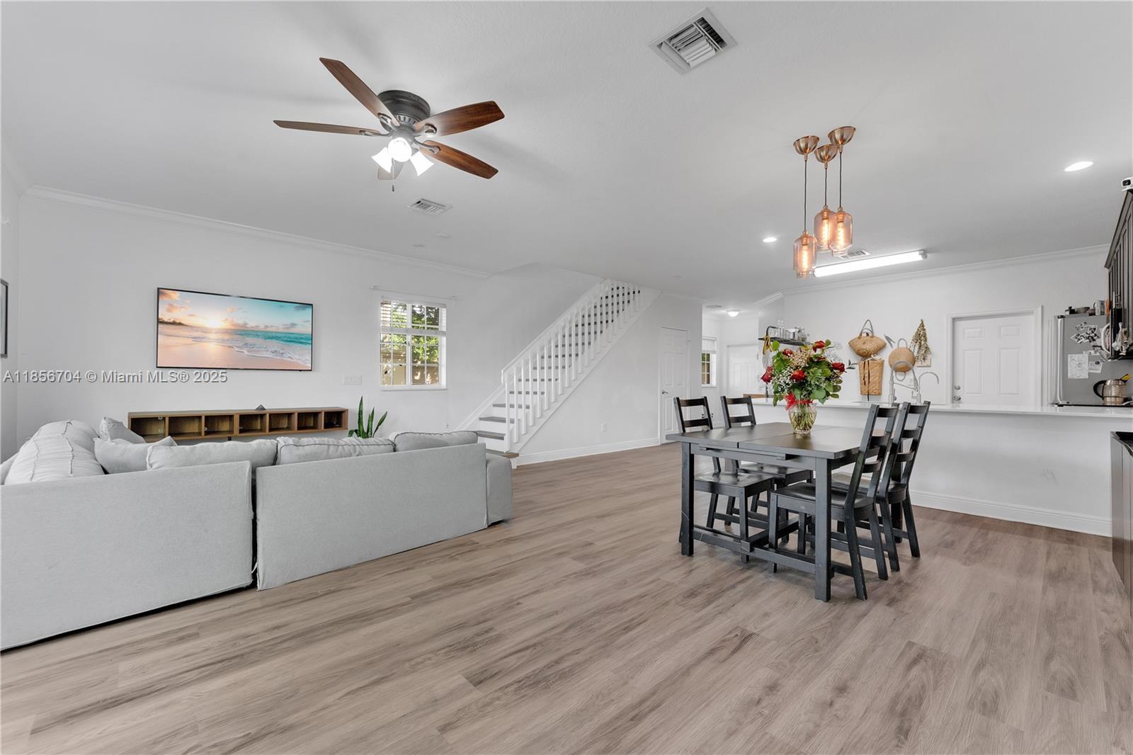 8080 NW 27th St