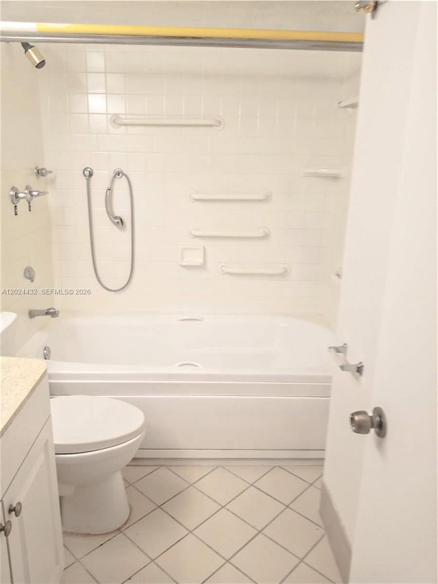 WHITEHALL VILLAGE - Residential Lease