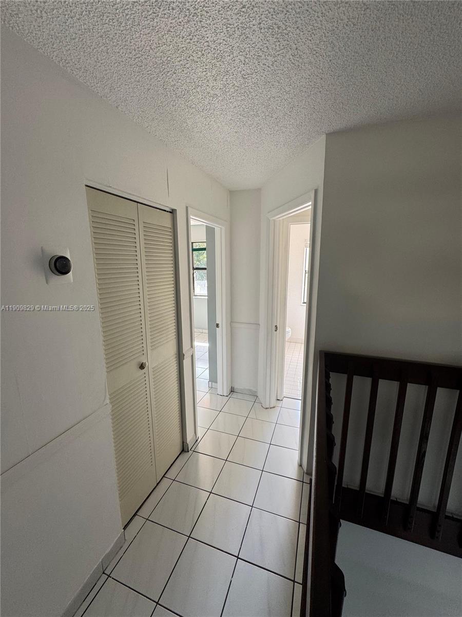 HAMMOCKS SEC 3 - Residential Lease