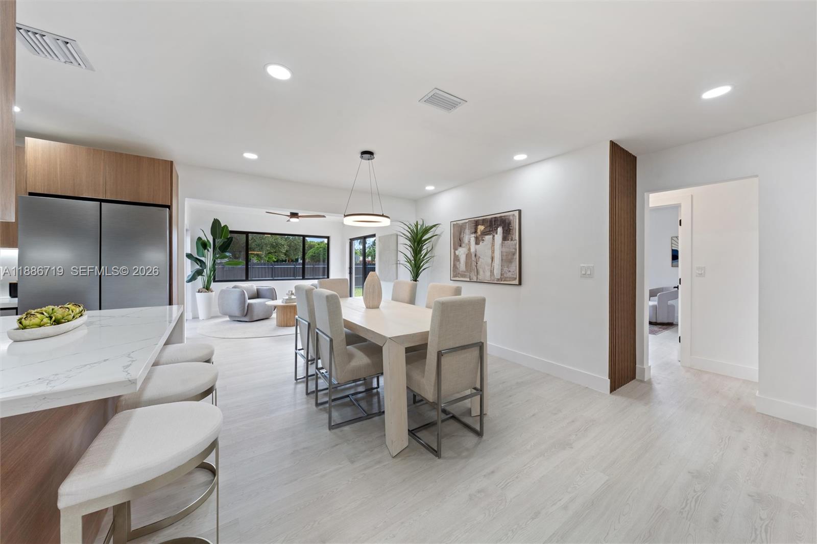 CENTRAL GOLF SEC OF HOLLY - Residential