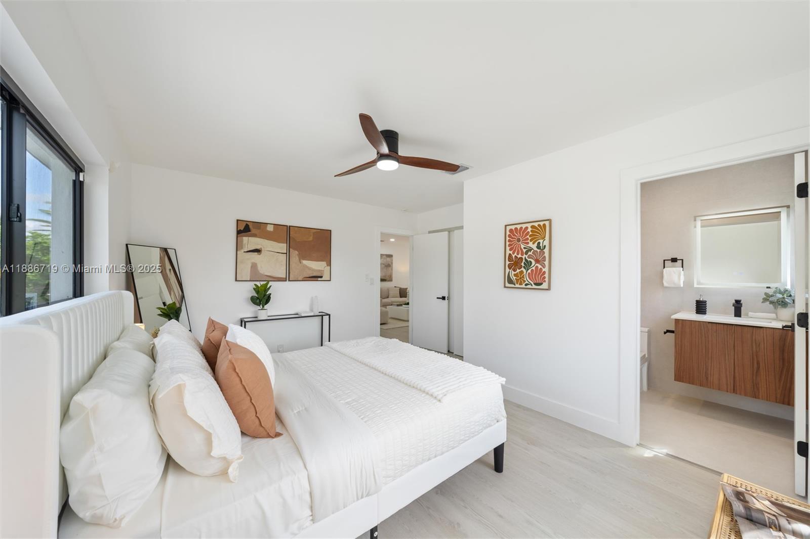 CENTRAL GOLF SEC OF HOLLY - Residential