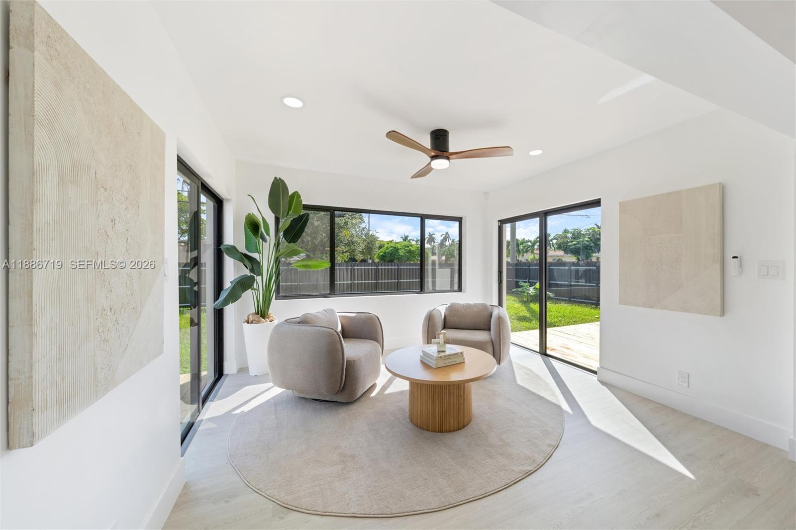 CENTRAL GOLF SEC OF HOLLY - Residential