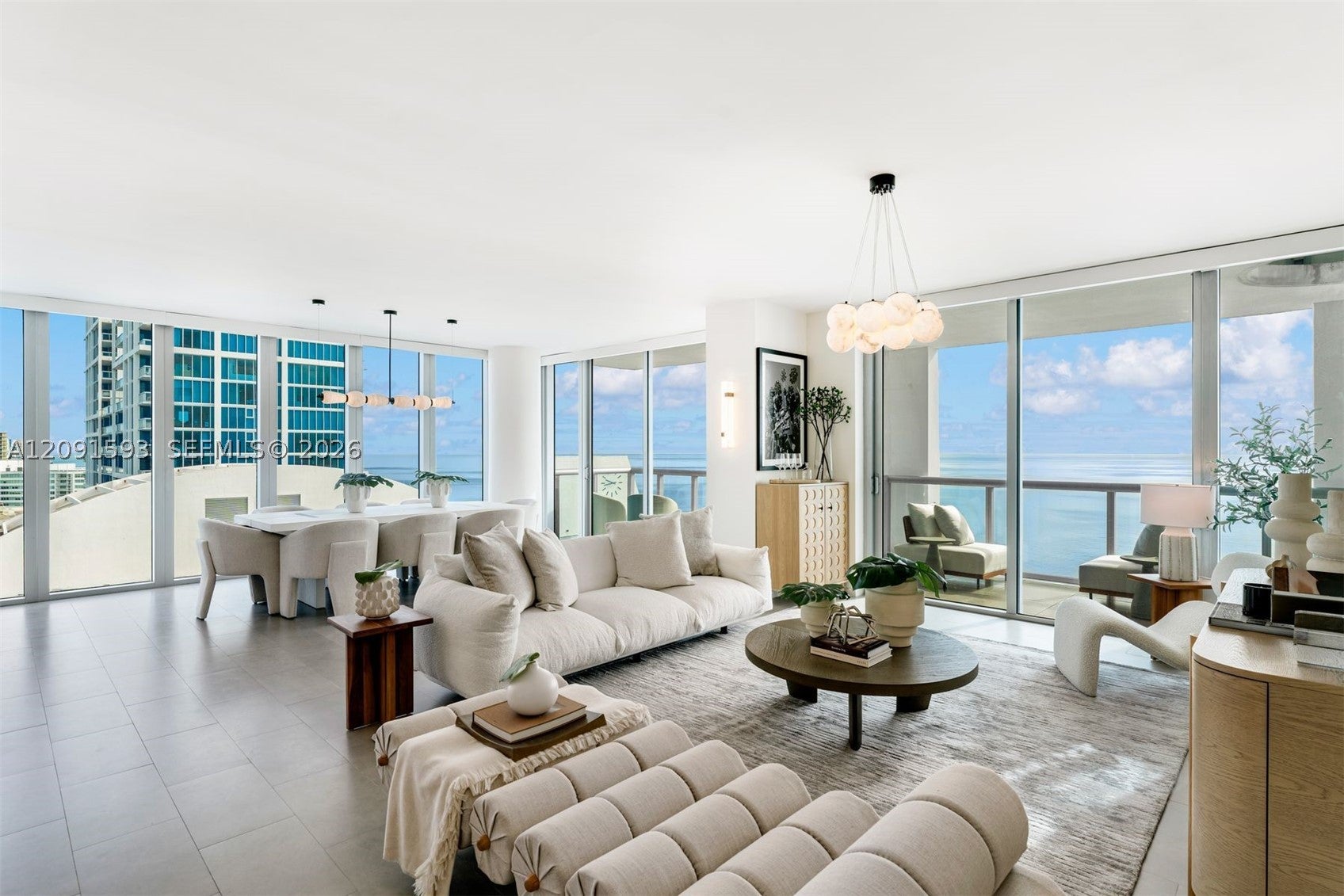 6799 Collins Ave LPH02