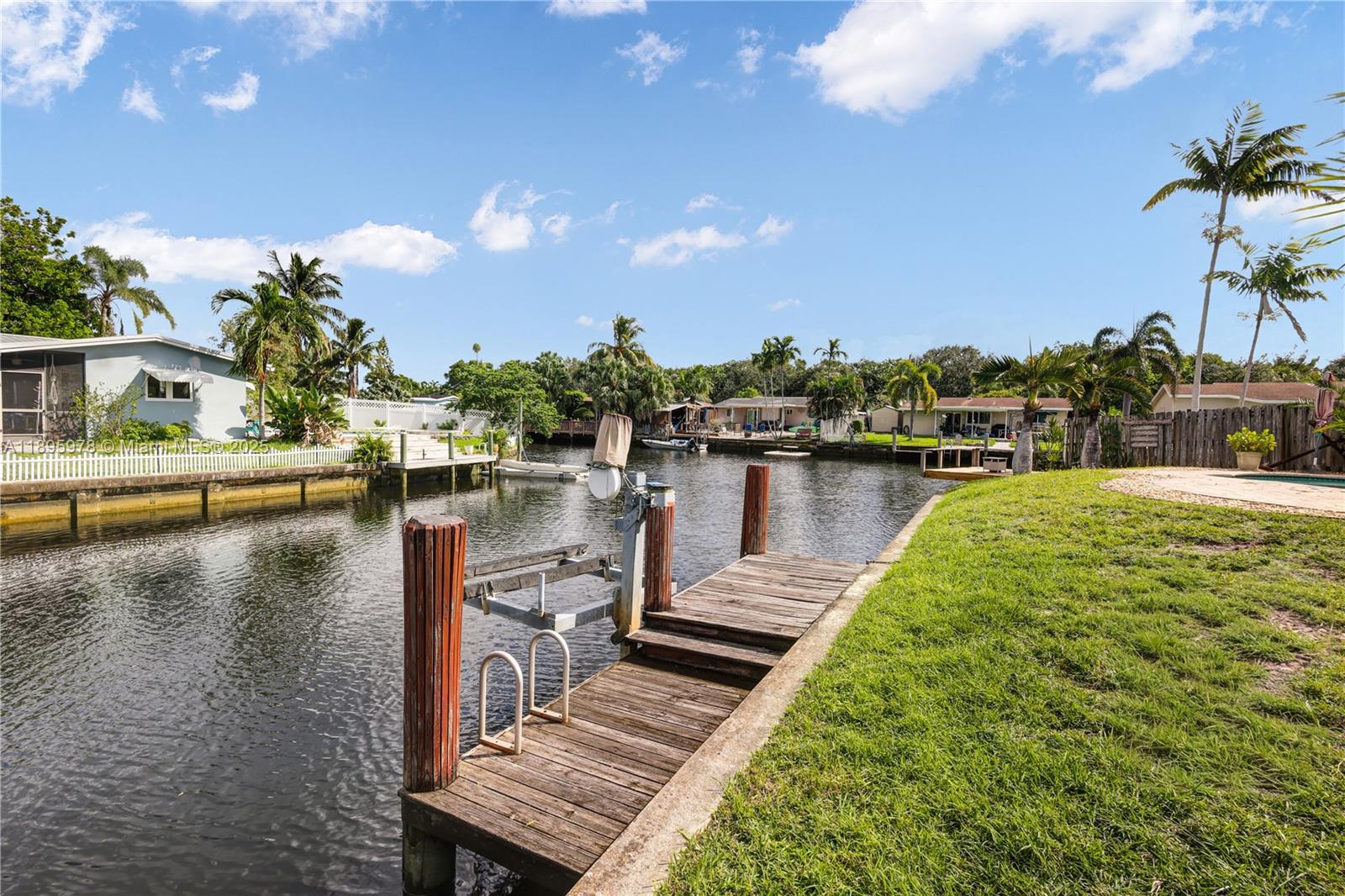 ROYAL PALM ACRES FIRST SE - Residential