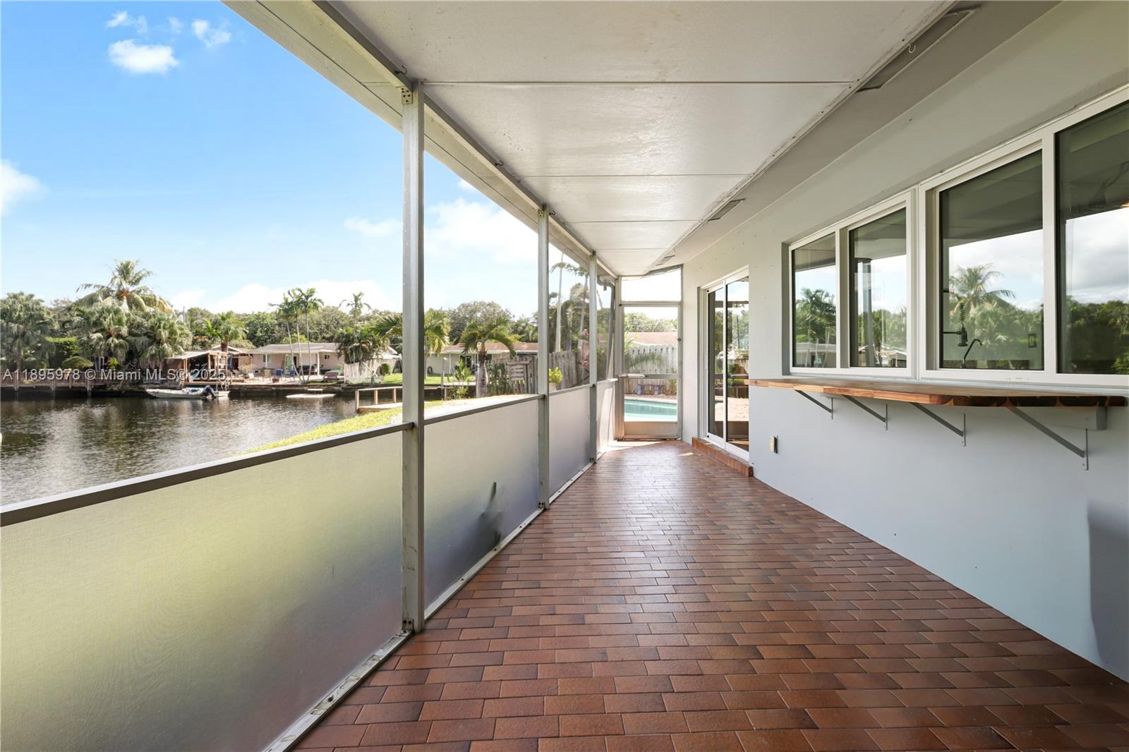 ROYAL PALM ACRES FIRST SE - Residential