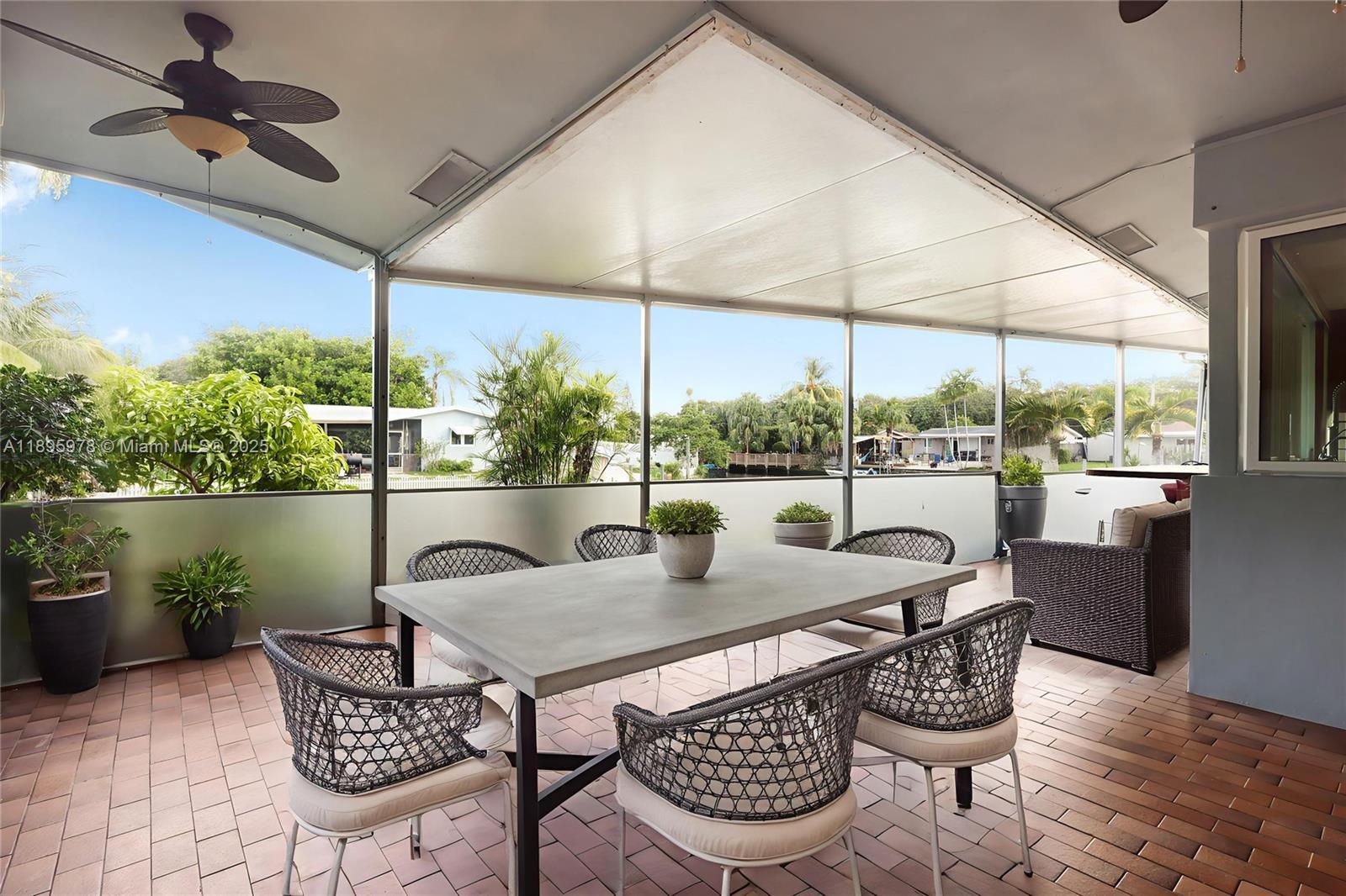 ROYAL PALM ACRES FIRST SE - Residential