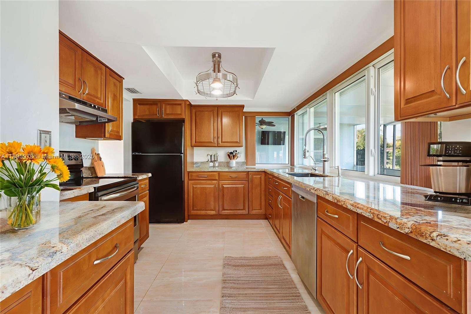 ROYAL PALM ACRES FIRST SE - Residential