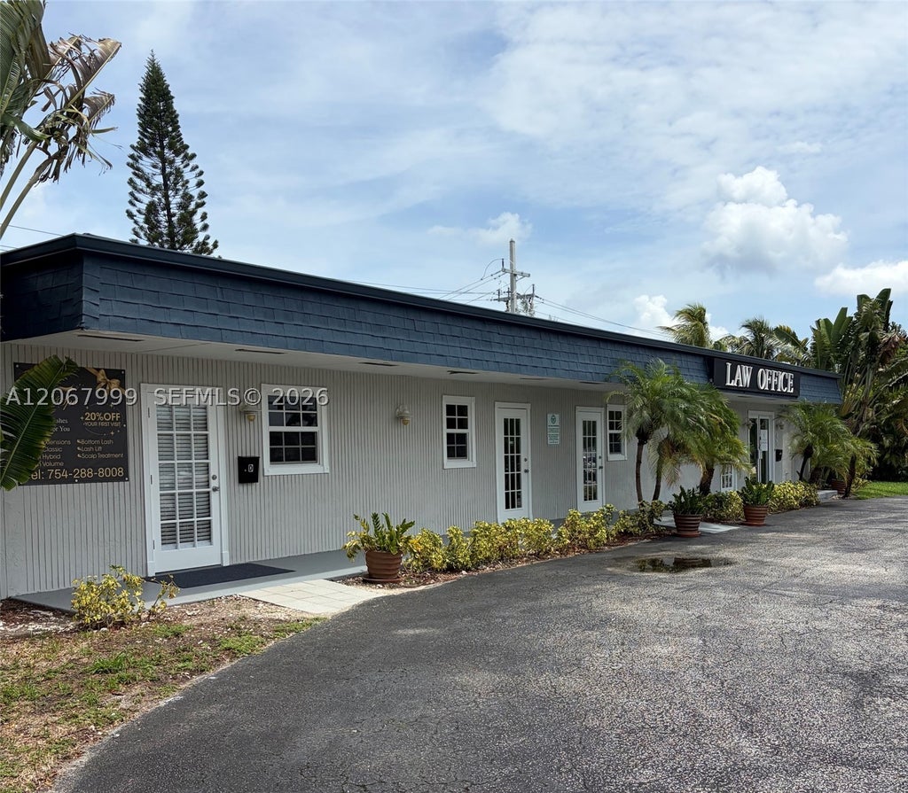 Photo of 45 E Sheridan St, Dania Beach, FL 33004 (MLS # A12067999)
