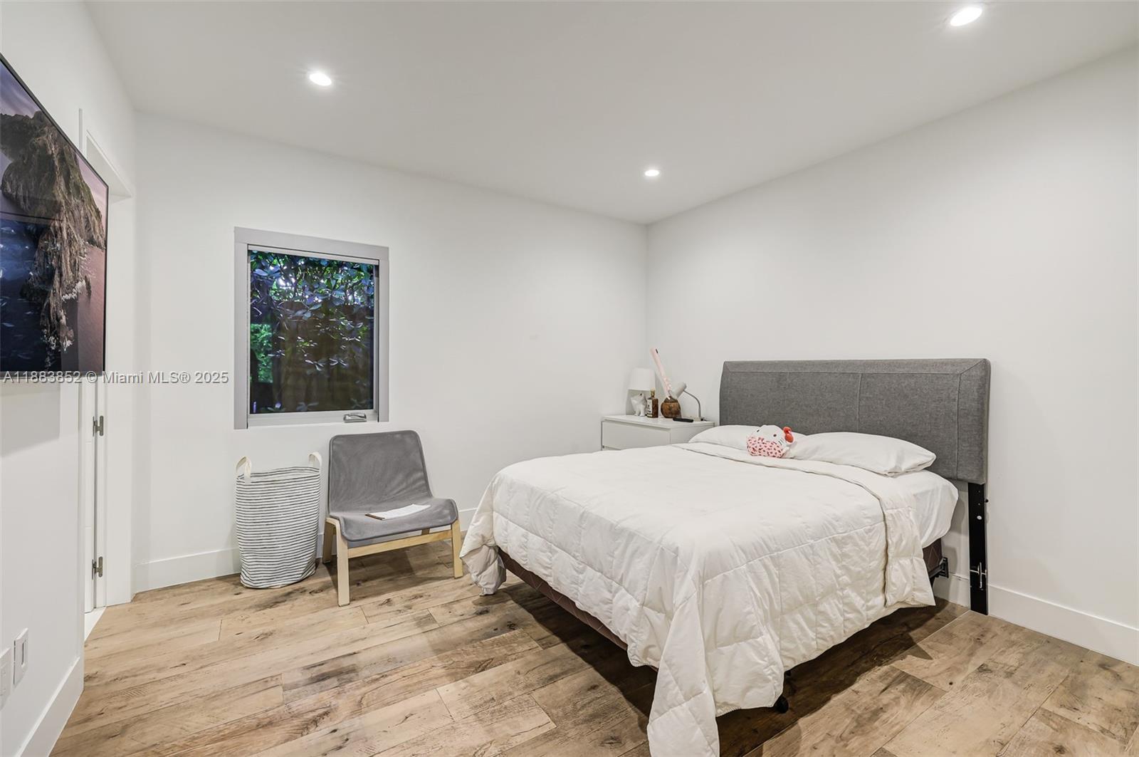 BAY HEIGHTS 1ST ADDN - Residential