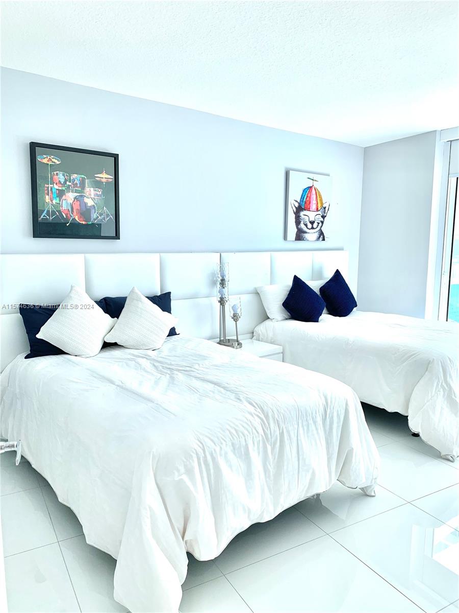 ST TROPEZ ON THE BAY III - Residential Lease