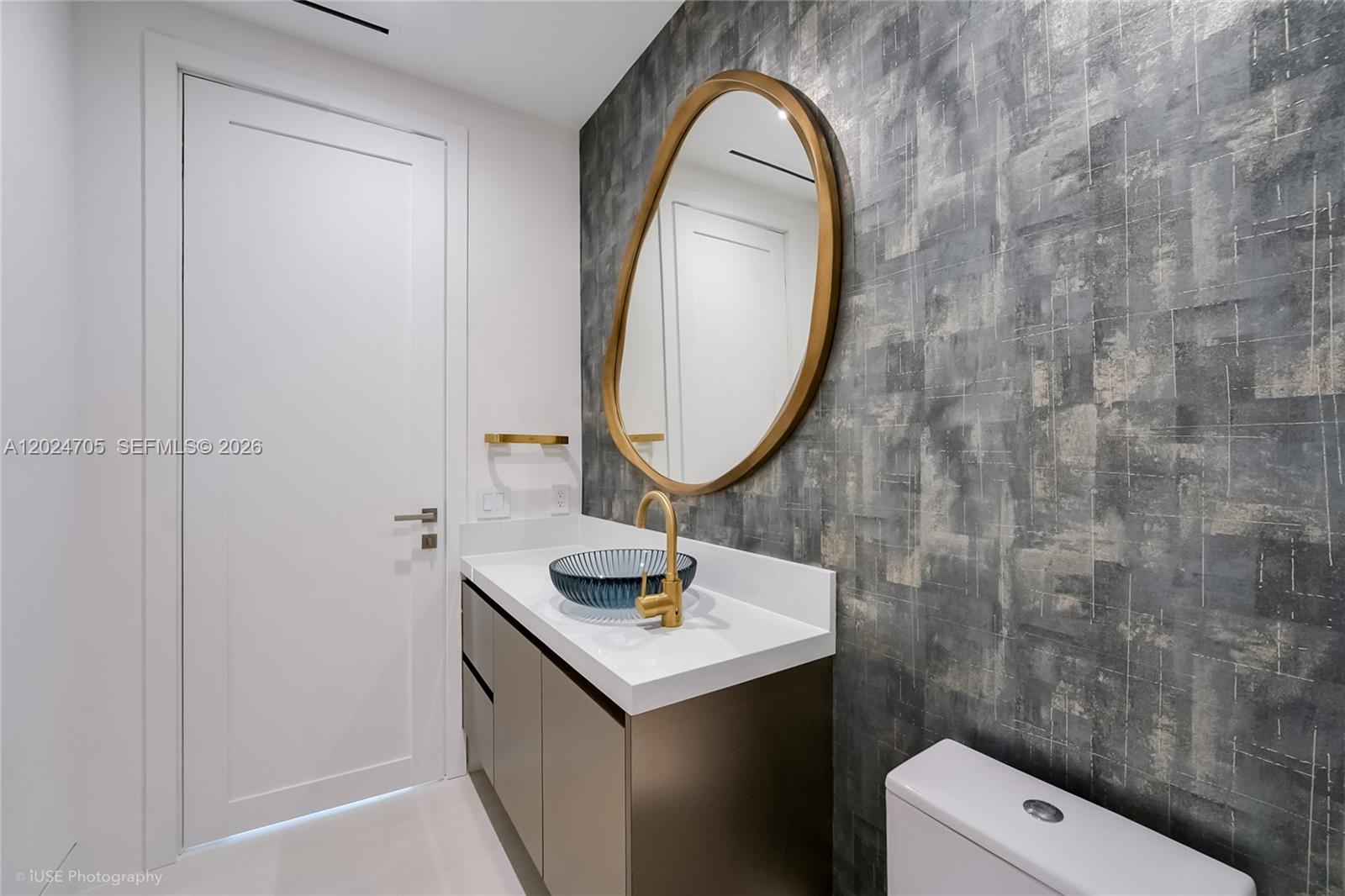 COCONUT PALM ESTATES - Residential