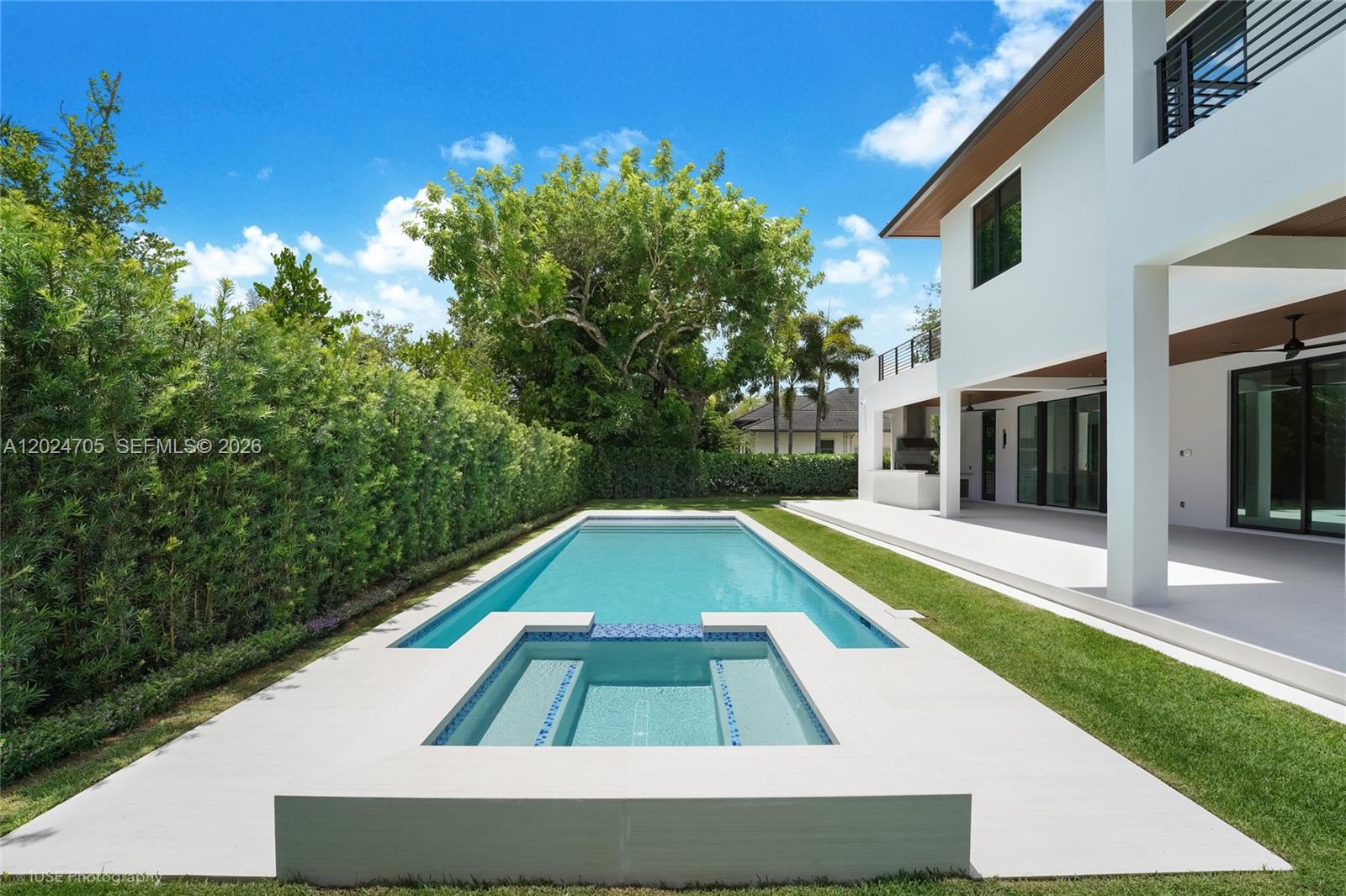 COCONUT PALM ESTATES - Residential