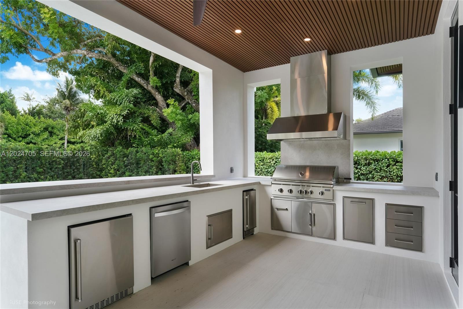 COCONUT PALM ESTATES - Residential