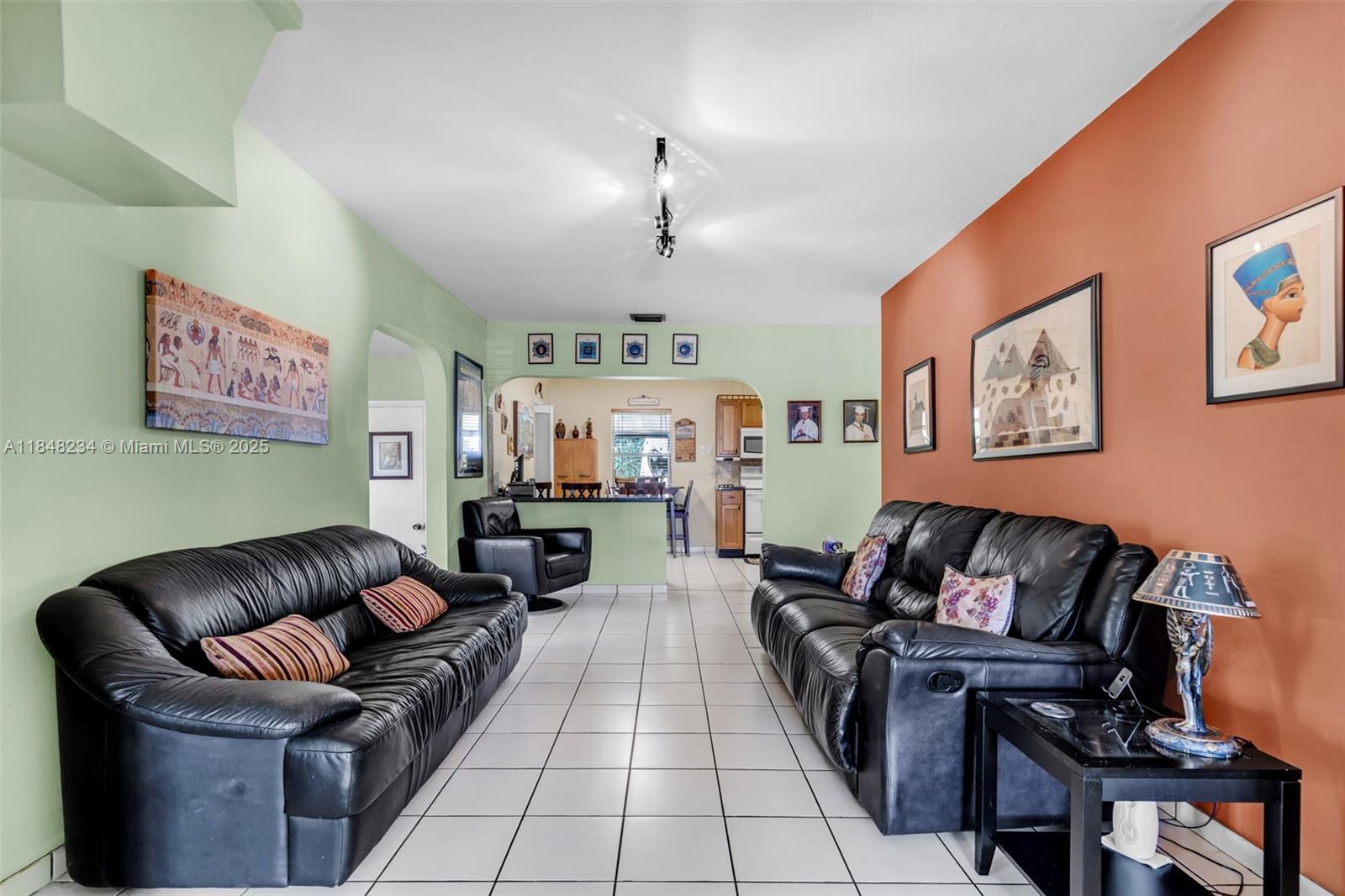 REV PL OF COUNTRY CLUB ES - Residential