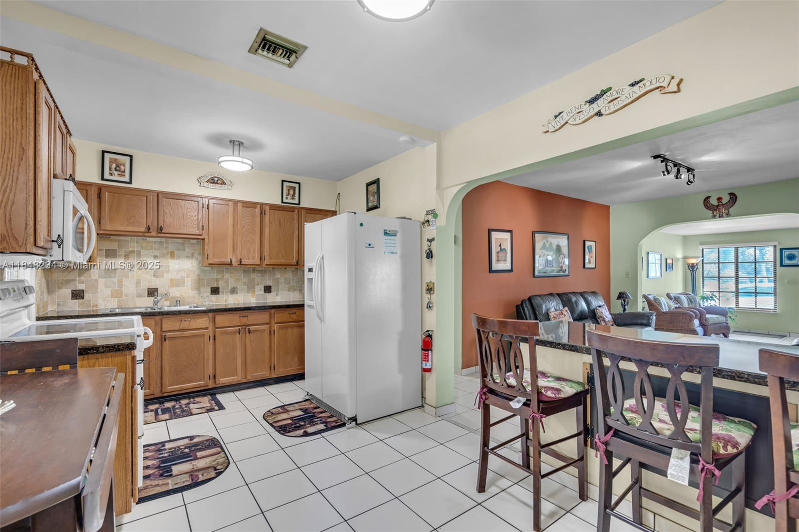 REV PL OF COUNTRY CLUB ES - Residential