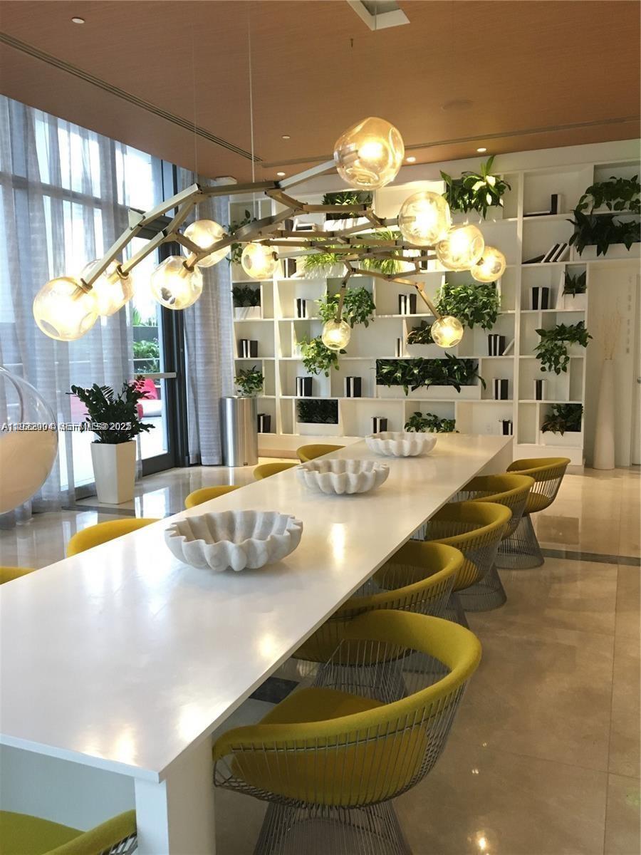 BRICKELL HEIGHTS WEST CON - Residential