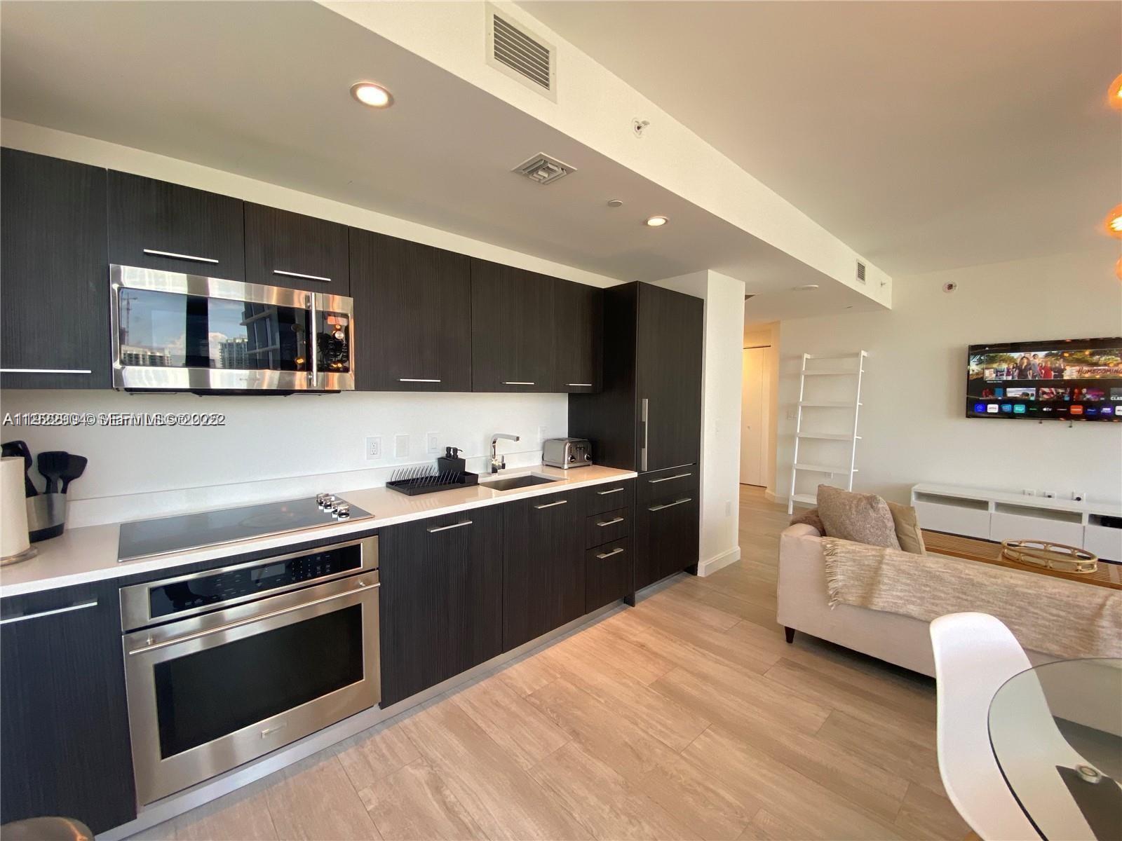 BRICKELL HEIGHTS WEST CON - Residential