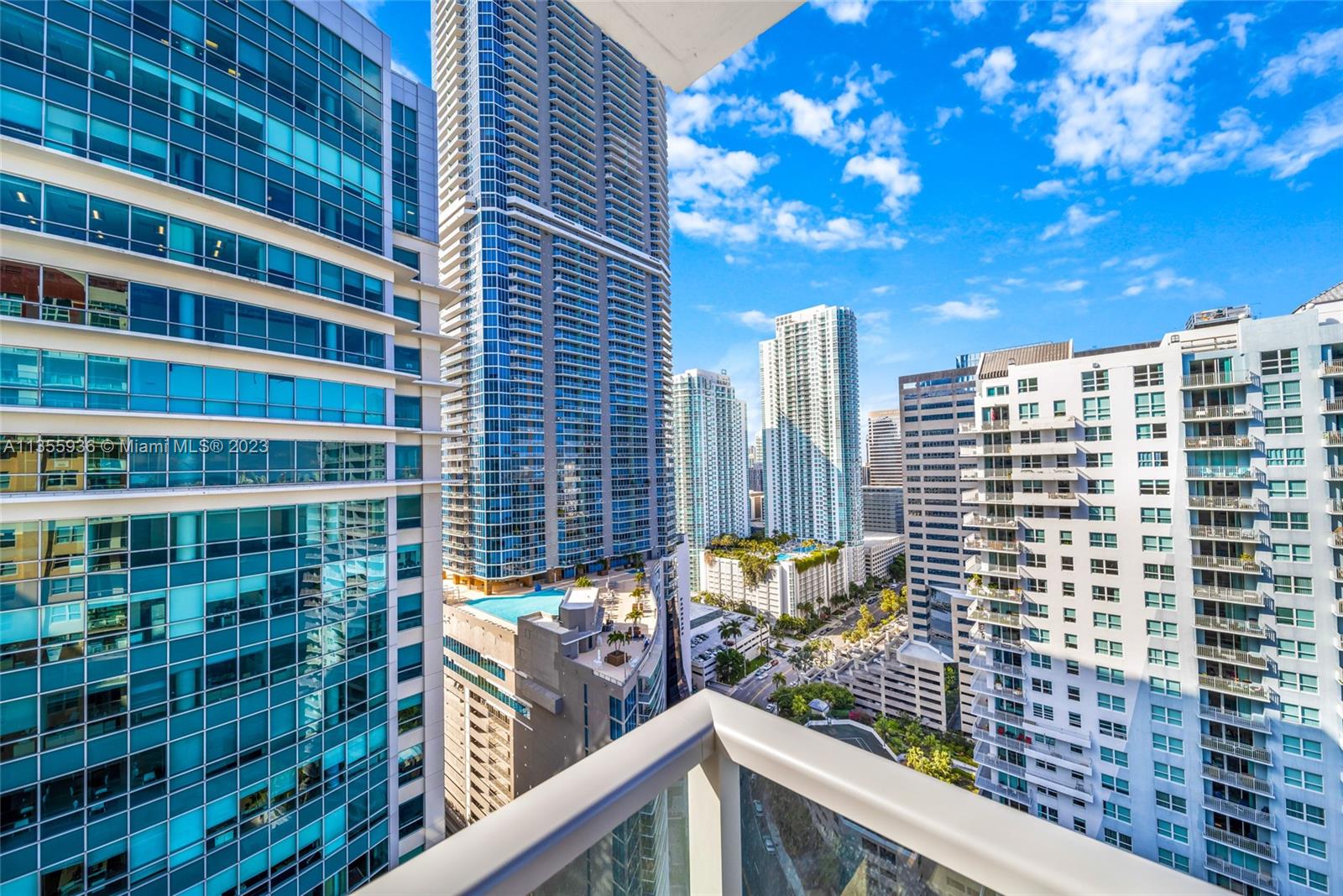 THE MARK ON BRICKELL COND - Residential Lease