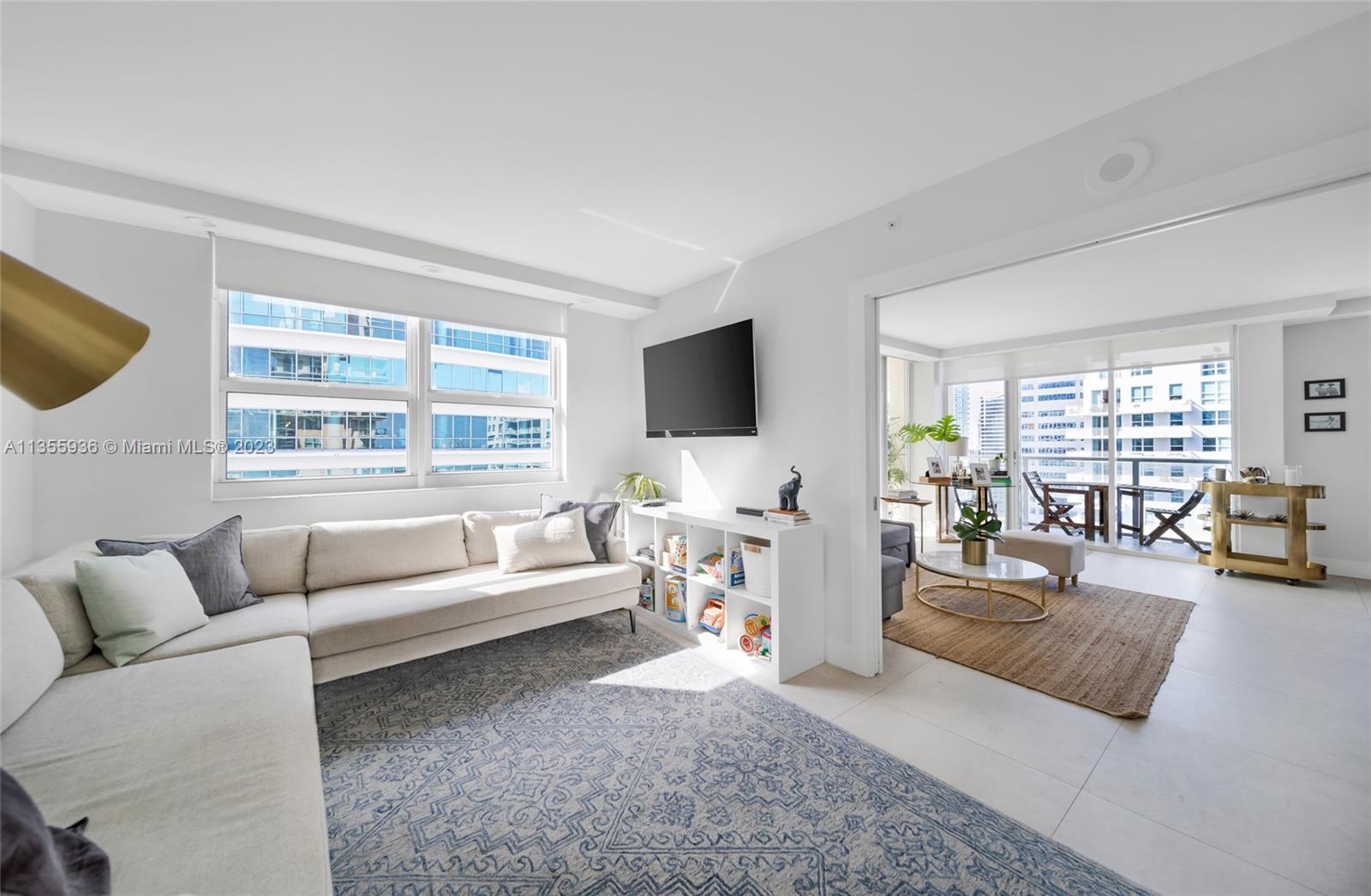 THE MARK ON BRICKELL COND - Residential Lease