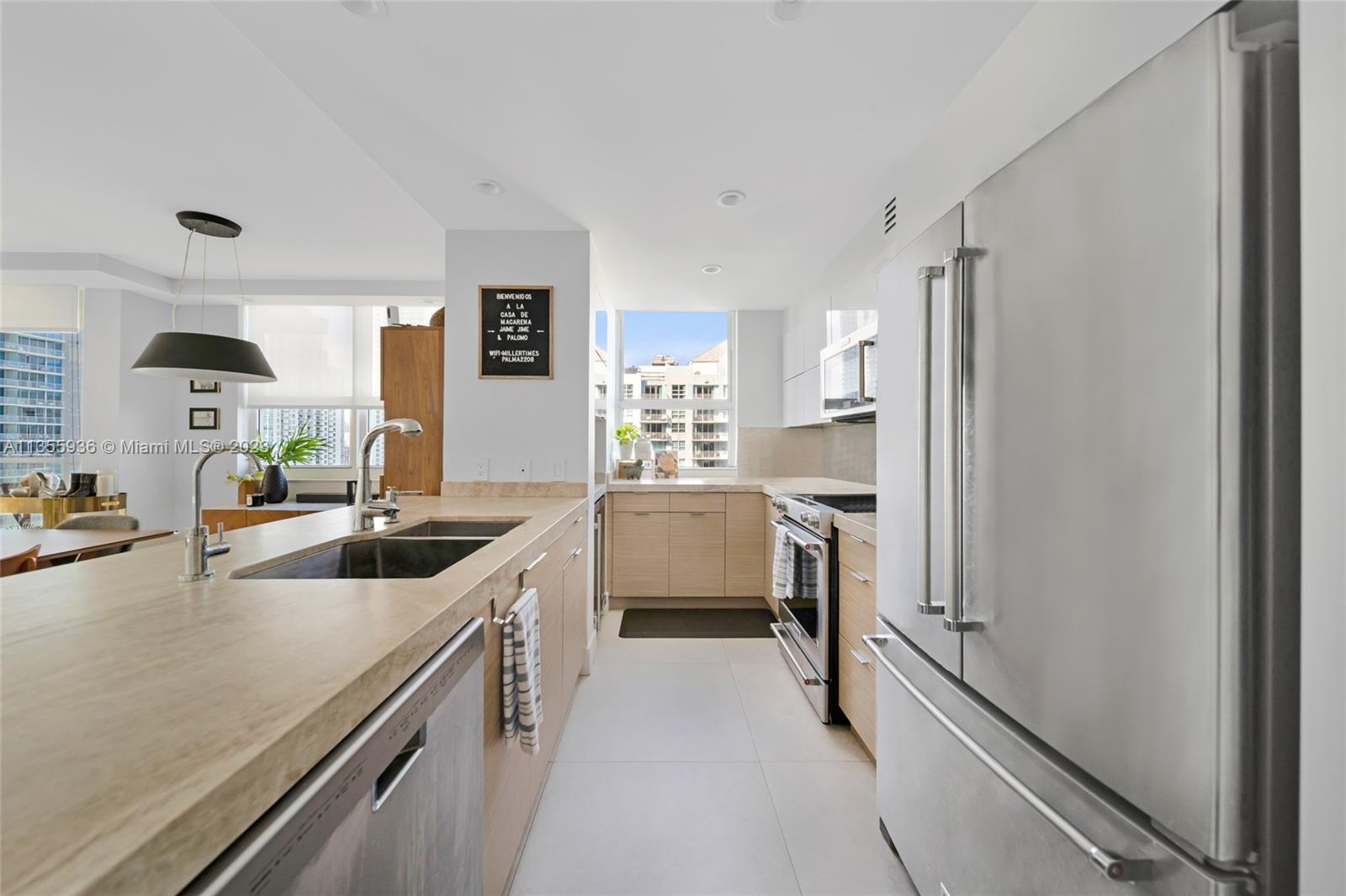 THE MARK ON BRICKELL COND - Residential Lease