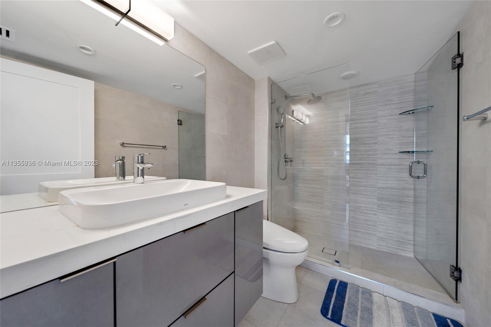 THE MARK ON BRICKELL COND - Residential Lease