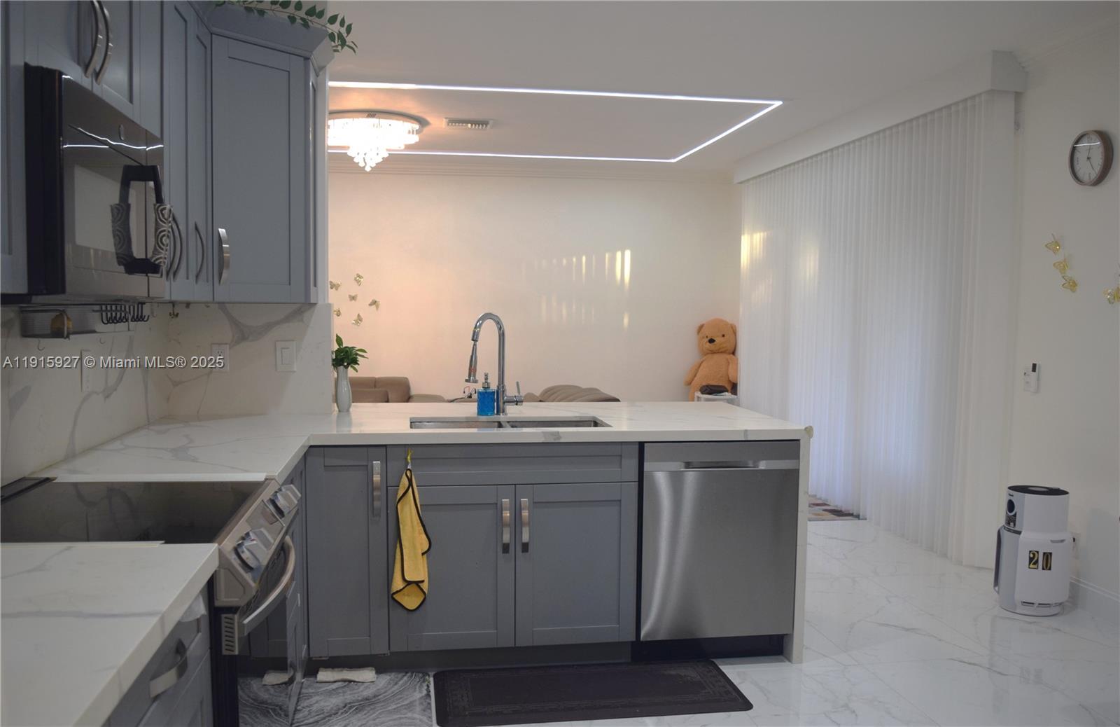 SECTOR 3 - PARCELS C D E - Residential Lease