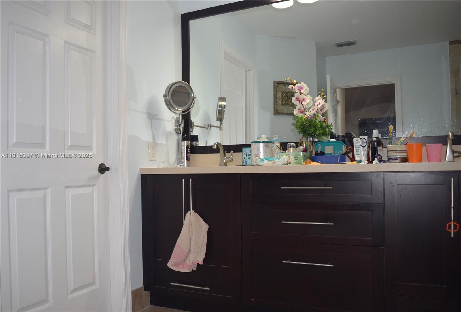 SECTOR 3 - PARCELS C D E - Residential Lease