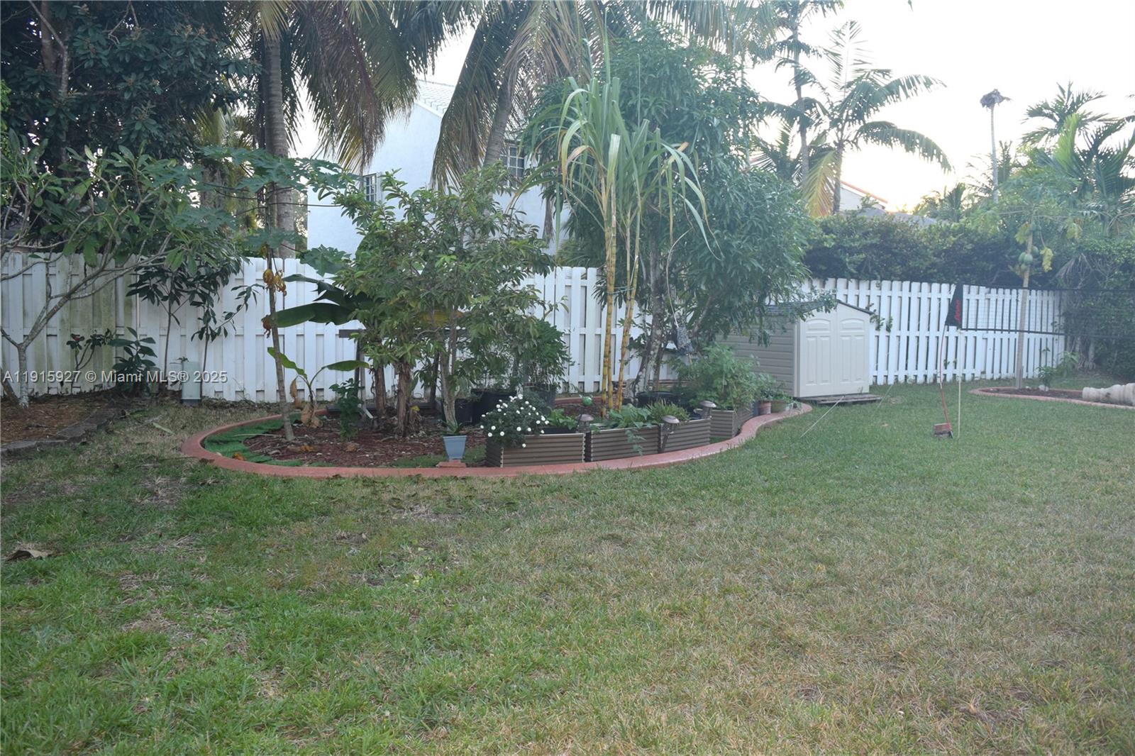 SECTOR 3 - PARCELS C D E - Residential Lease