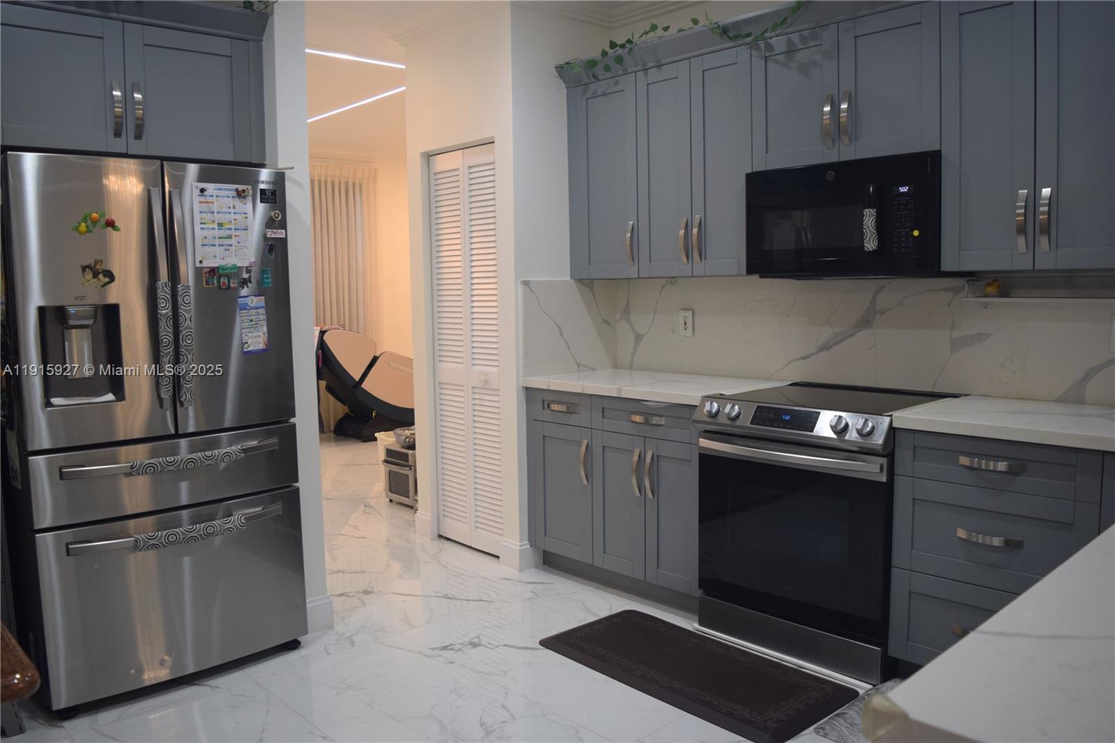 SECTOR 3 - PARCELS C D E - Residential Lease