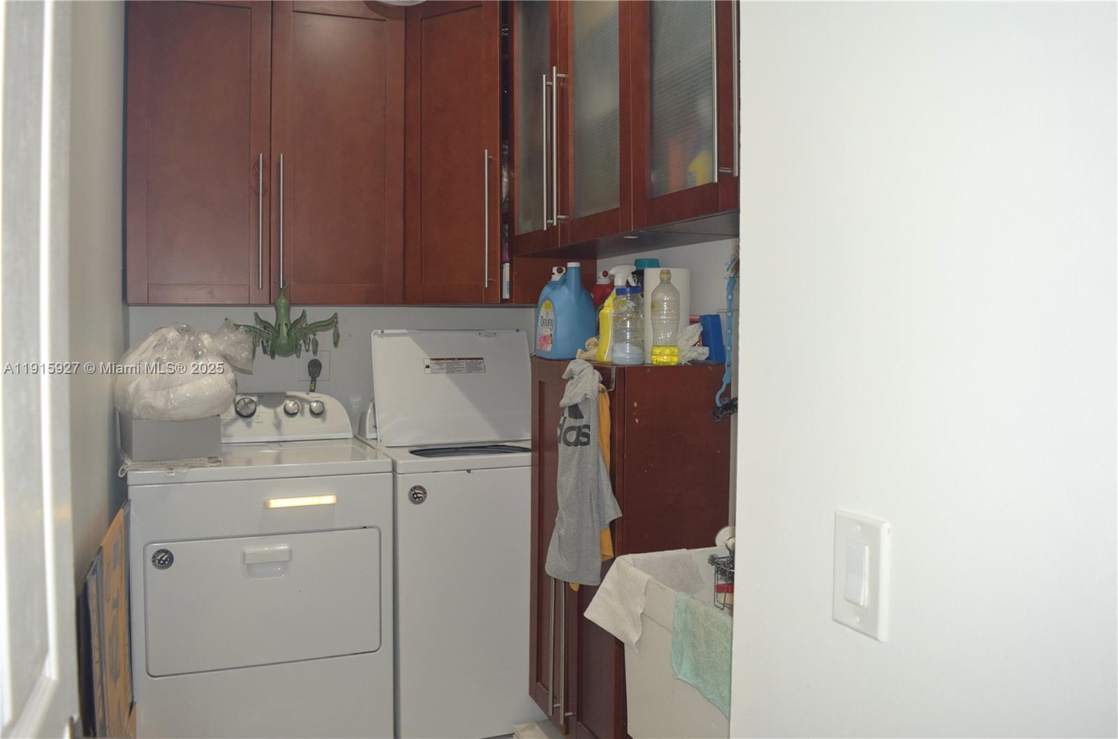 SECTOR 3 - PARCELS C D E - Residential Lease