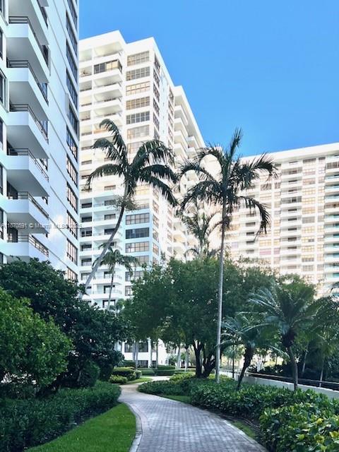 OLYMPUS CONDO PHASE - Residential