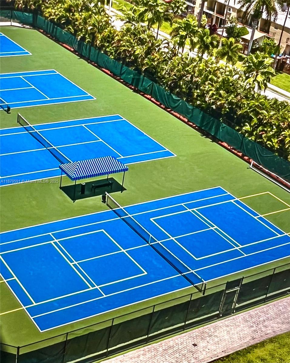 OLYMPUS CONDO PHASE - Residential