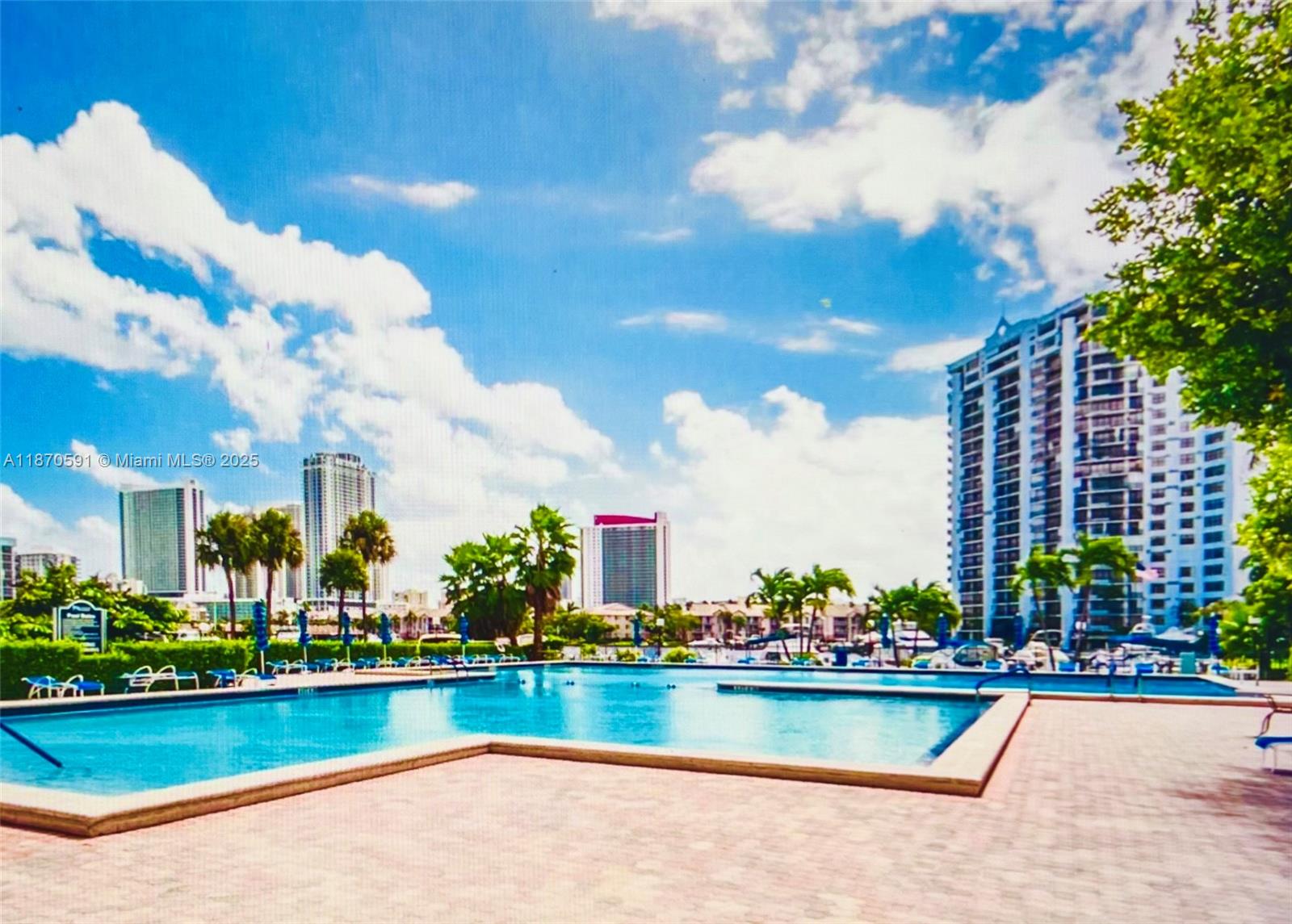 OLYMPUS CONDO PHASE - Residential