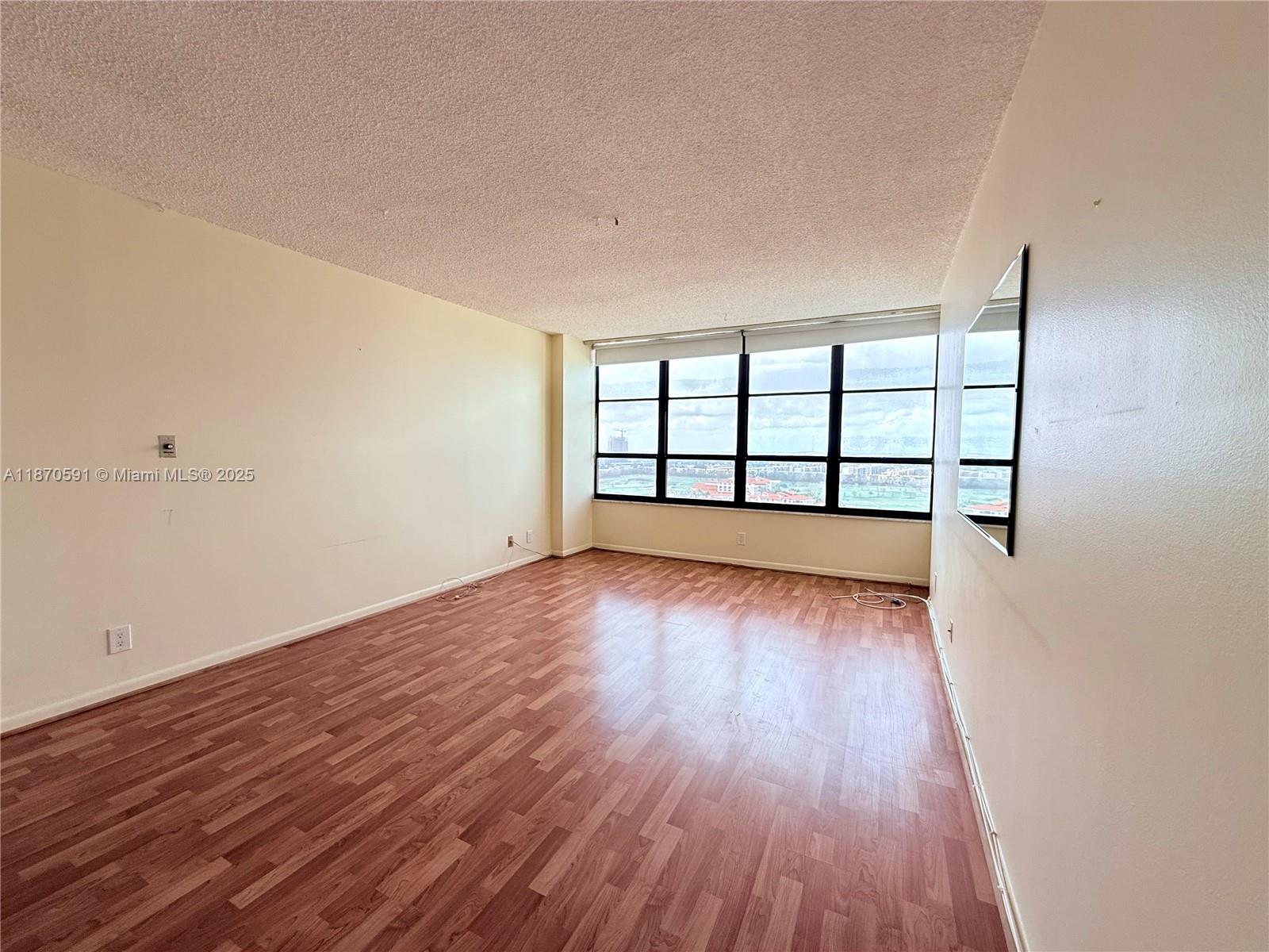 OLYMPUS CONDO PHASE - Residential