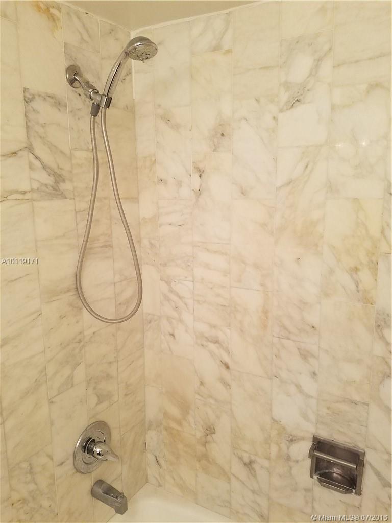 Keystone Bay Condo - Residential Lease
