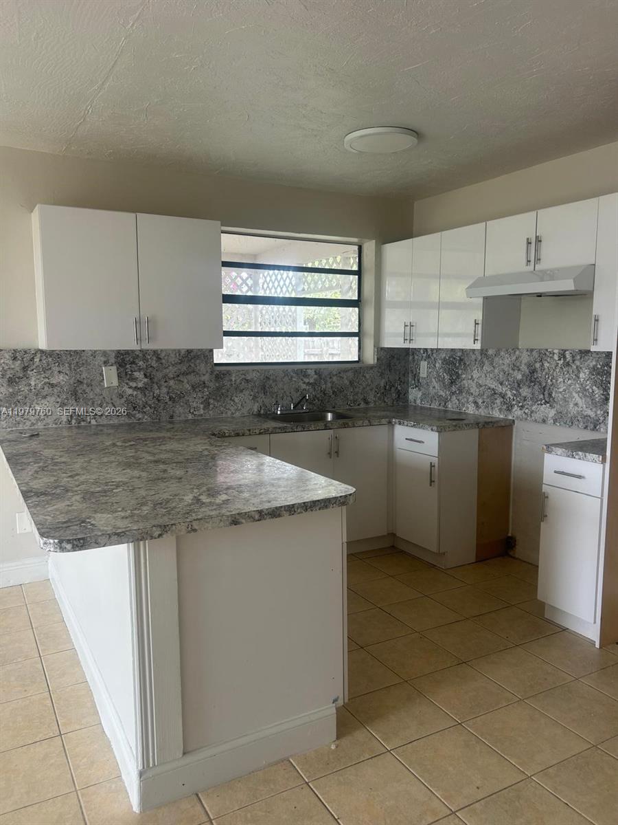 LEISURE CITY SEC 5 - Residential Lease