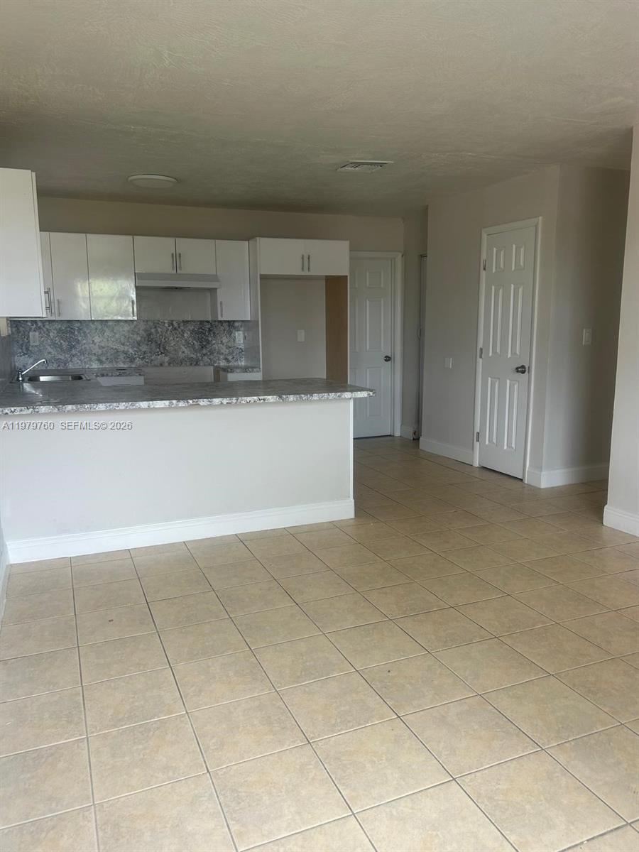 LEISURE CITY SEC 5 - Residential Lease