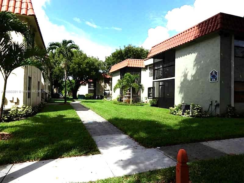 9704 Hammocks Blvd 103