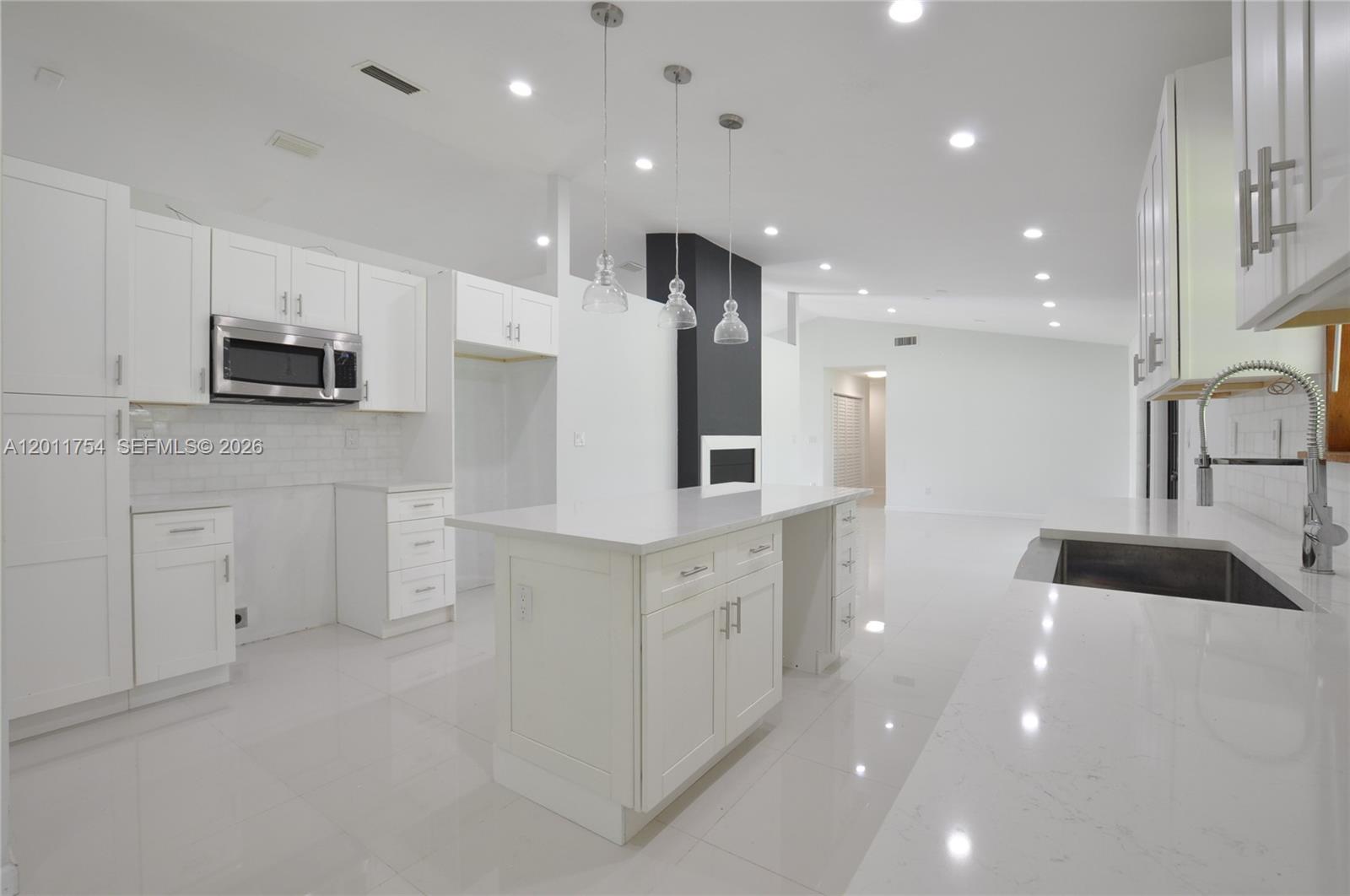 THE REDLANDS SEC 2 - Residential
