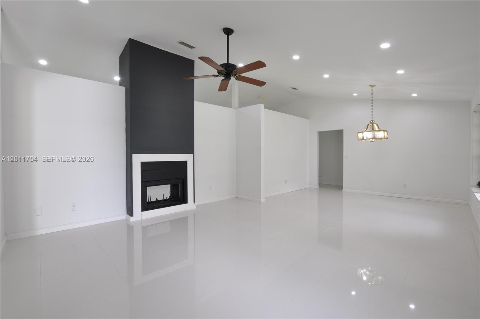 THE REDLANDS SEC 2 - Residential
