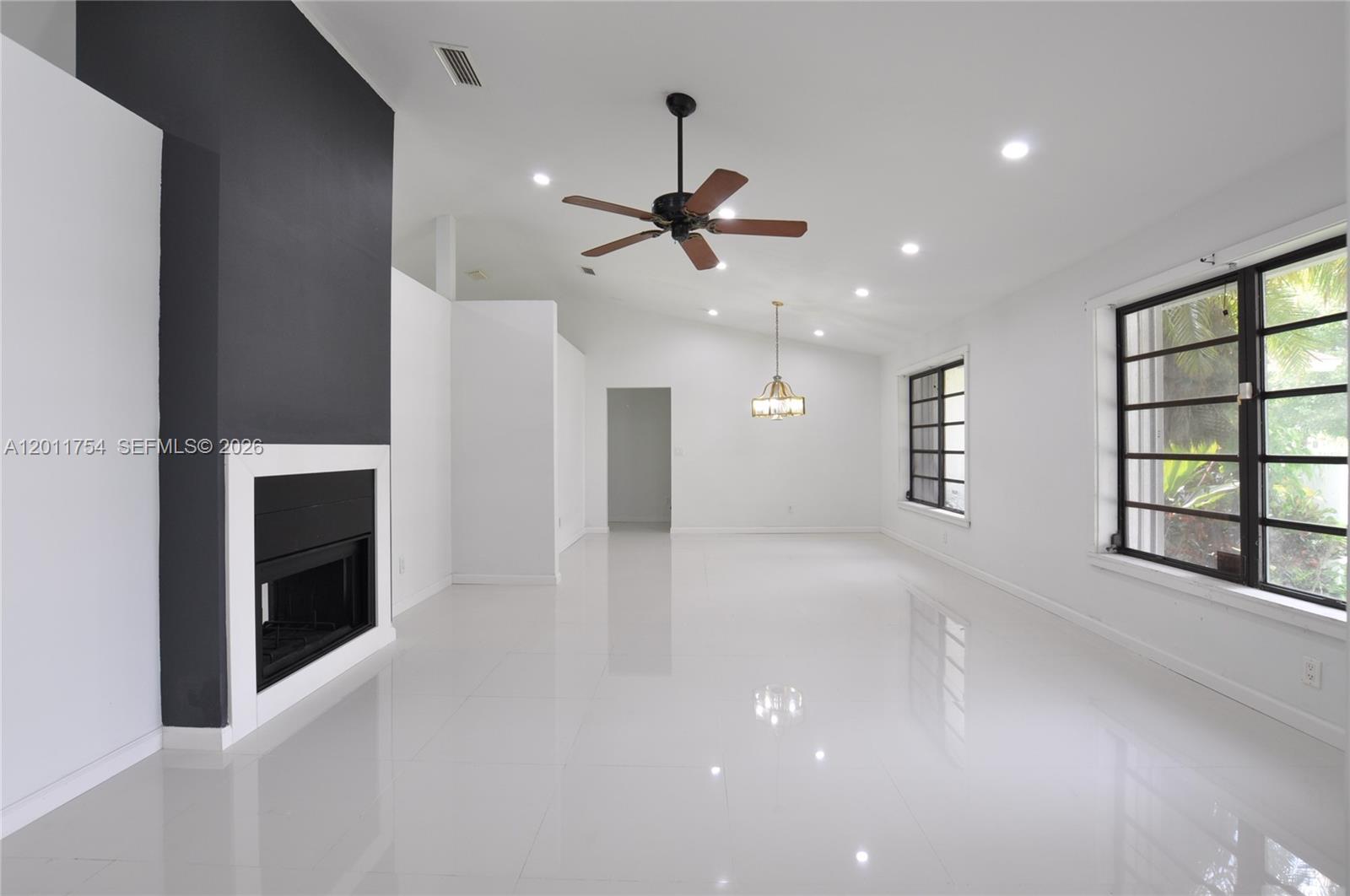 THE REDLANDS SEC 2 - Residential