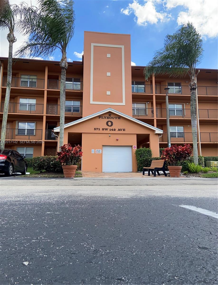 PLYMOUTH AT CENTURY VILLA - Residential Lease