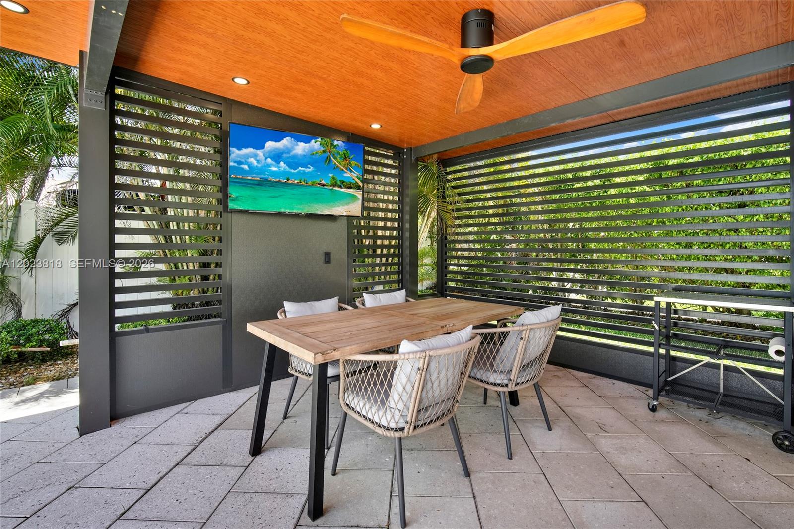 CLASCA VILLAS - Residential Lease