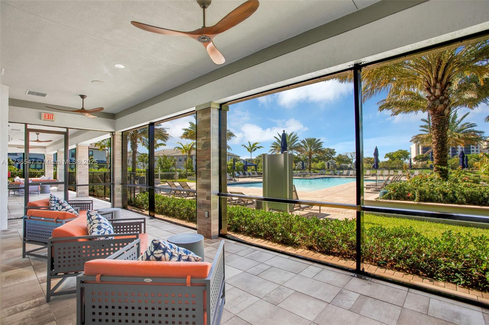 OAK TREE PROPERTY REDEVEL - Residential Lease
