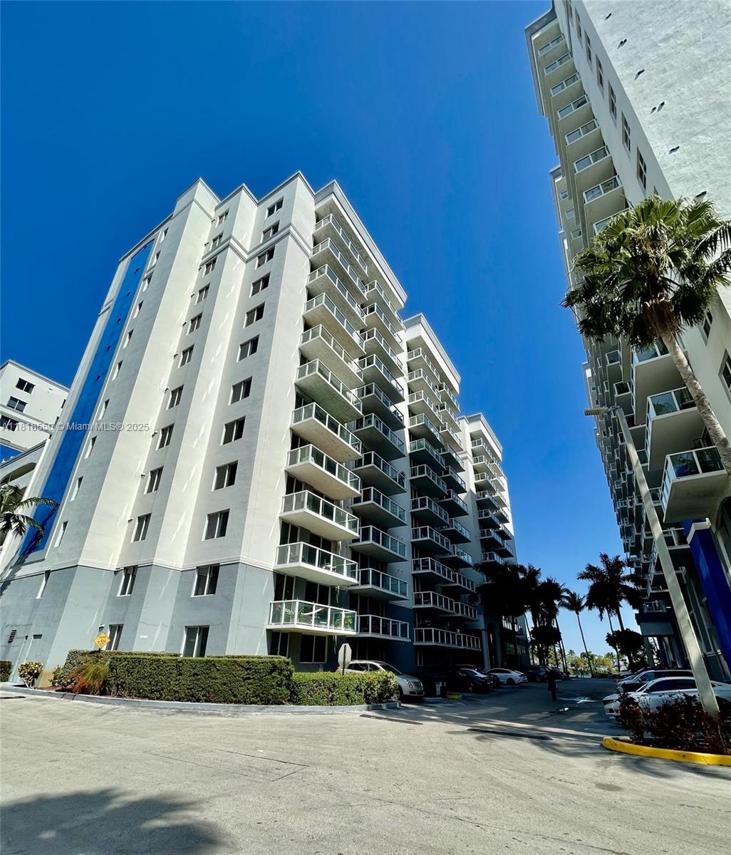 Rental Property at 5091 Nw 7th St 605, Miami, Broward County, Florida - Bedrooms: 2 
Bathrooms: 1  - $2,500 MO.