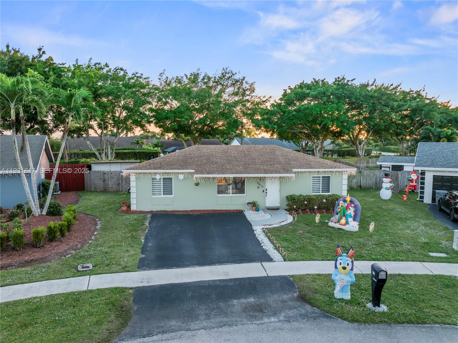 AMERICAN HOMES AT BOCA RA - Residential