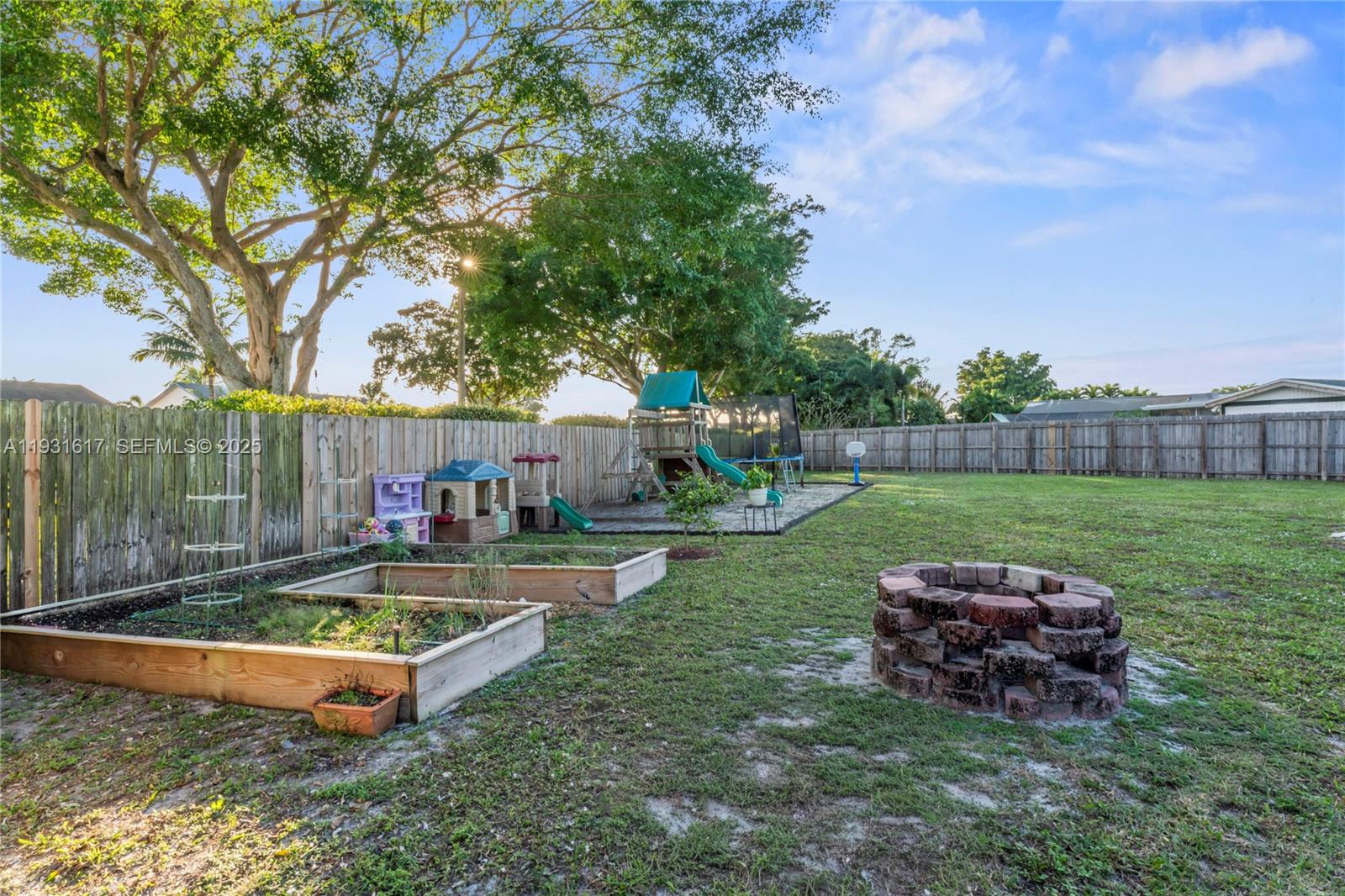 AMERICAN HOMES AT BOCA RA - Residential