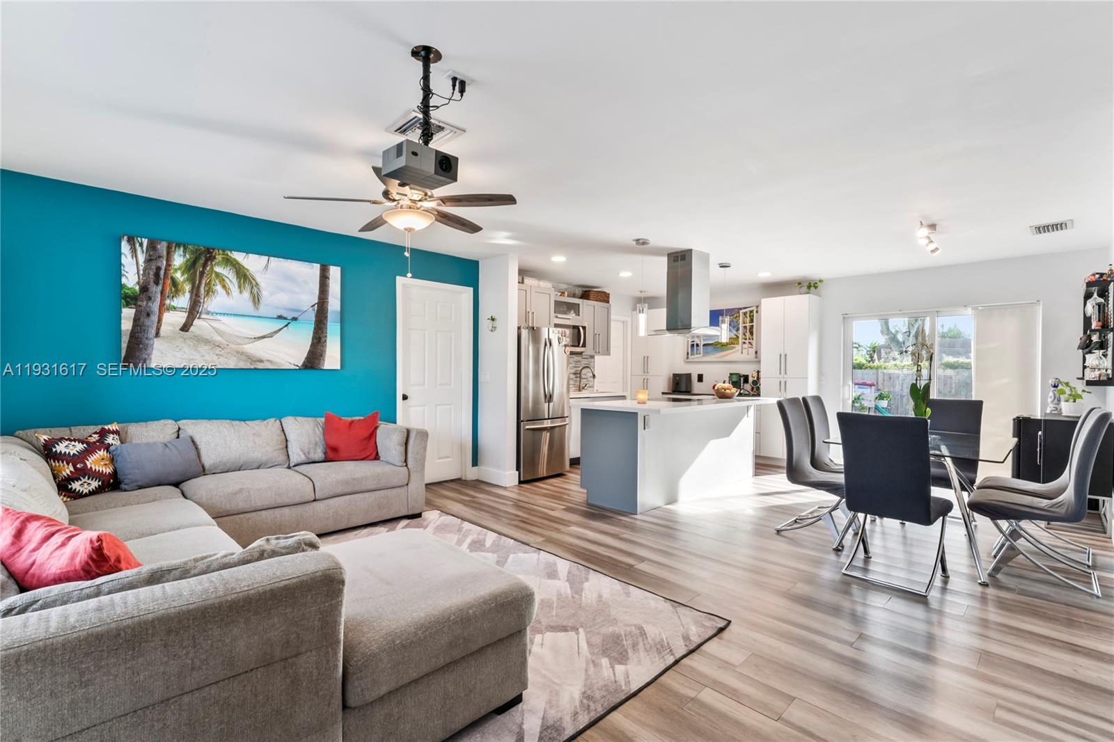 AMERICAN HOMES AT BOCA RA - Residential